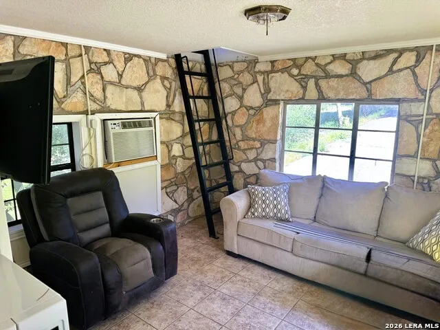 330 PRIVATE ROAD 2610 Mico, TX 78056