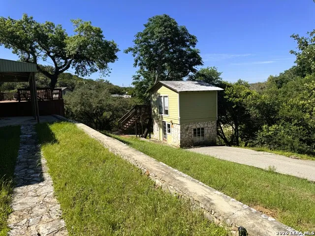 330 PRIVATE ROAD 2610 Mico, TX 78056
