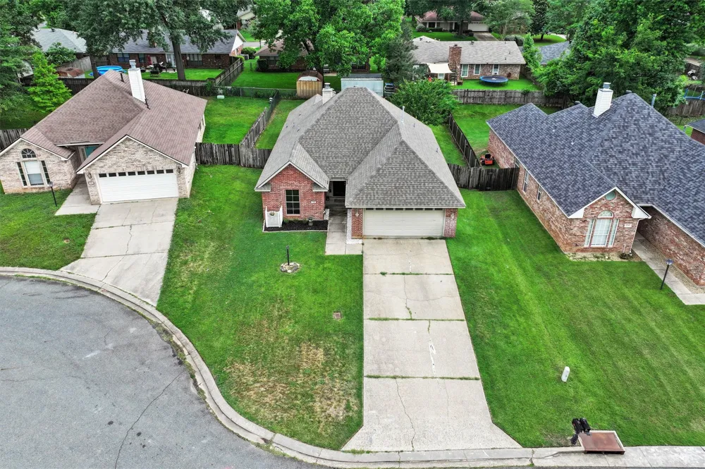 136 Satinwood Circle Haughton, LA 71037