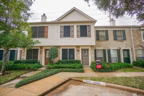 2810 Grants Lake Boulevard #903
