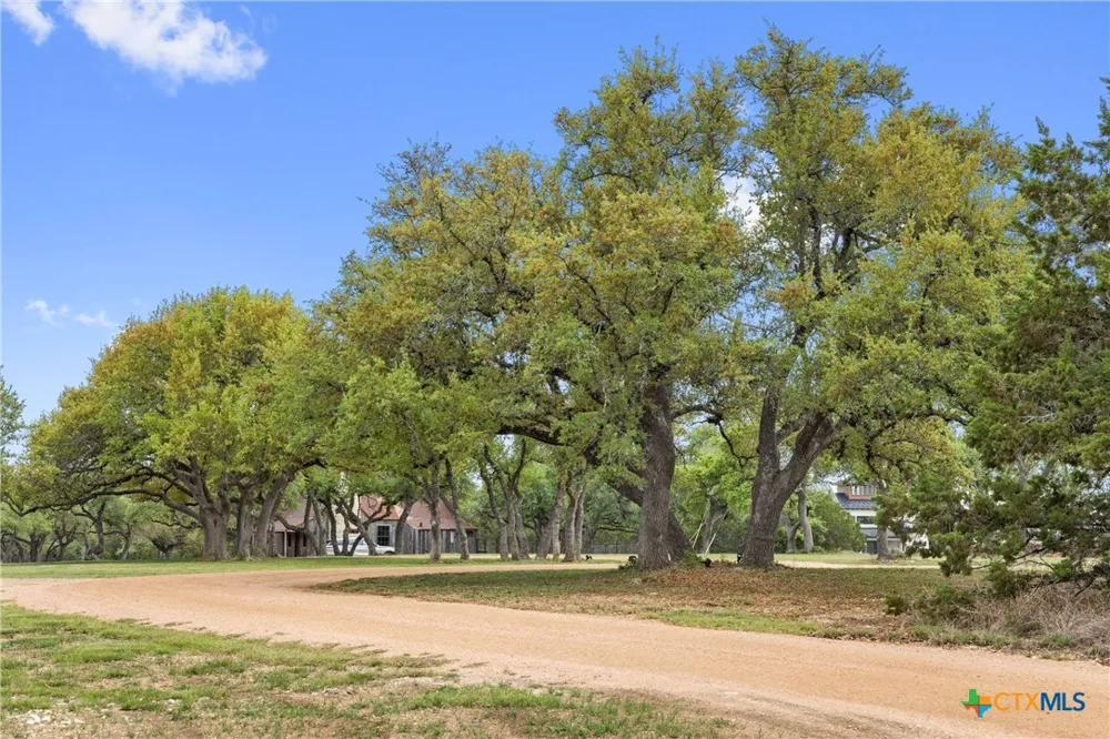 7503 E US Hwy 290 Johnson City, TX 78635