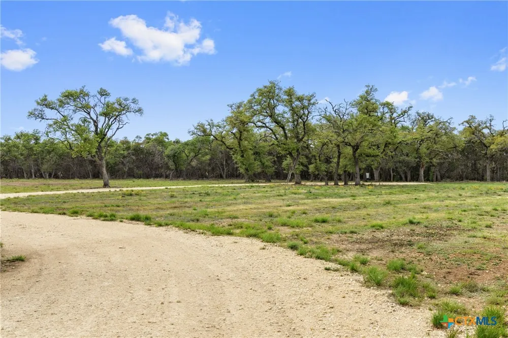 7503 E US Hwy 290 Johnson City, TX 78635
