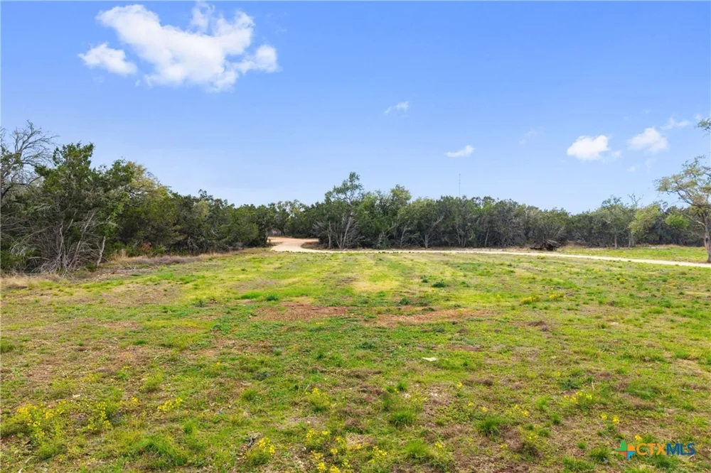 7503 E US Hwy 290 Johnson City, TX 78635