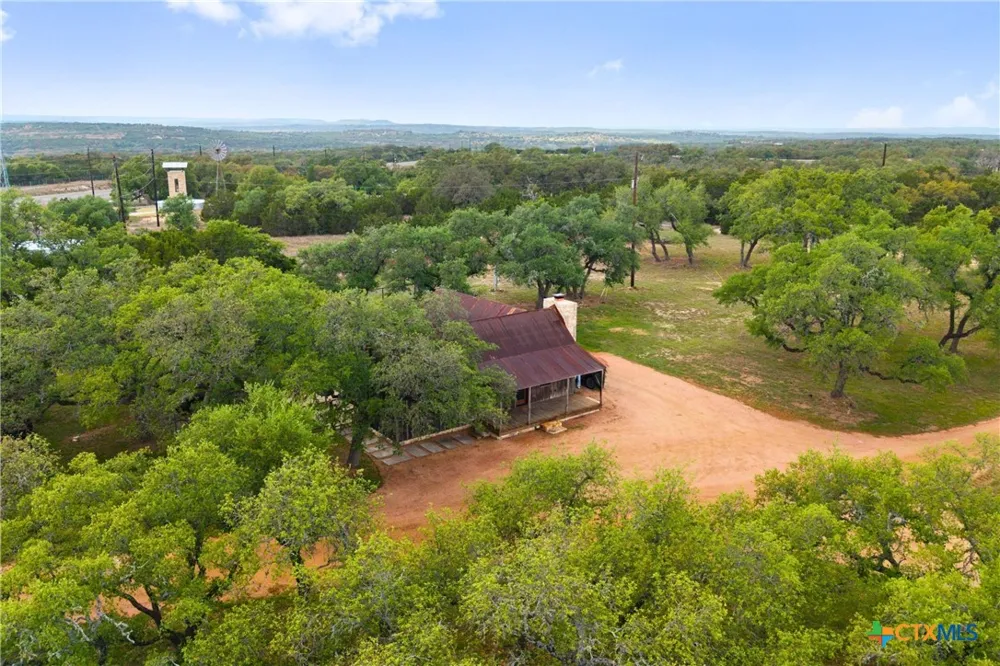 7503 E US Hwy 290 Johnson City, TX 78635