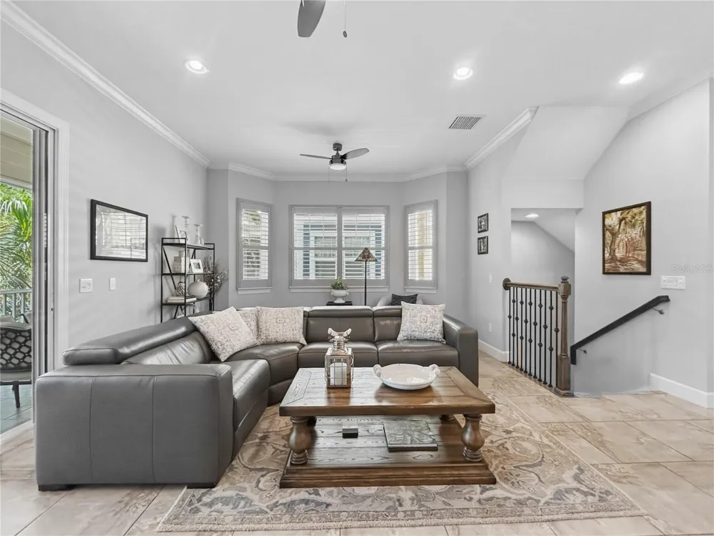3137 MOORINGS DRIVE S St Petersburg, FL 33712