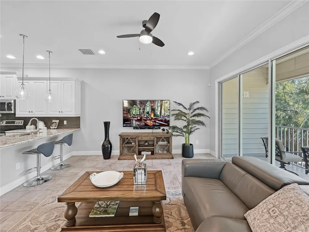 3137 MOORINGS DRIVE S St Petersburg, FL 33712