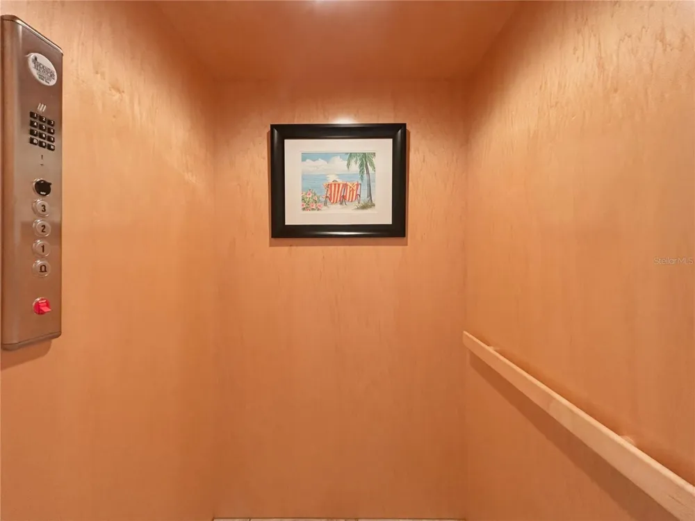 3137 MOORINGS DRIVE S St Petersburg, FL 33712