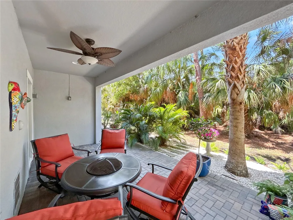 3137 MOORINGS DRIVE S St Petersburg, FL 33712