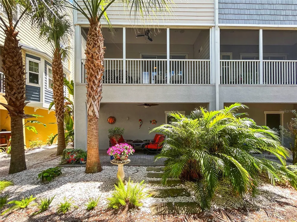 3137 MOORINGS DRIVE S St Petersburg, FL 33712