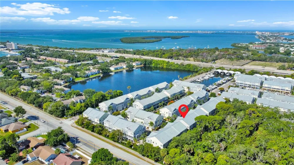 3137 MOORINGS DRIVE S St Petersburg, FL 33712