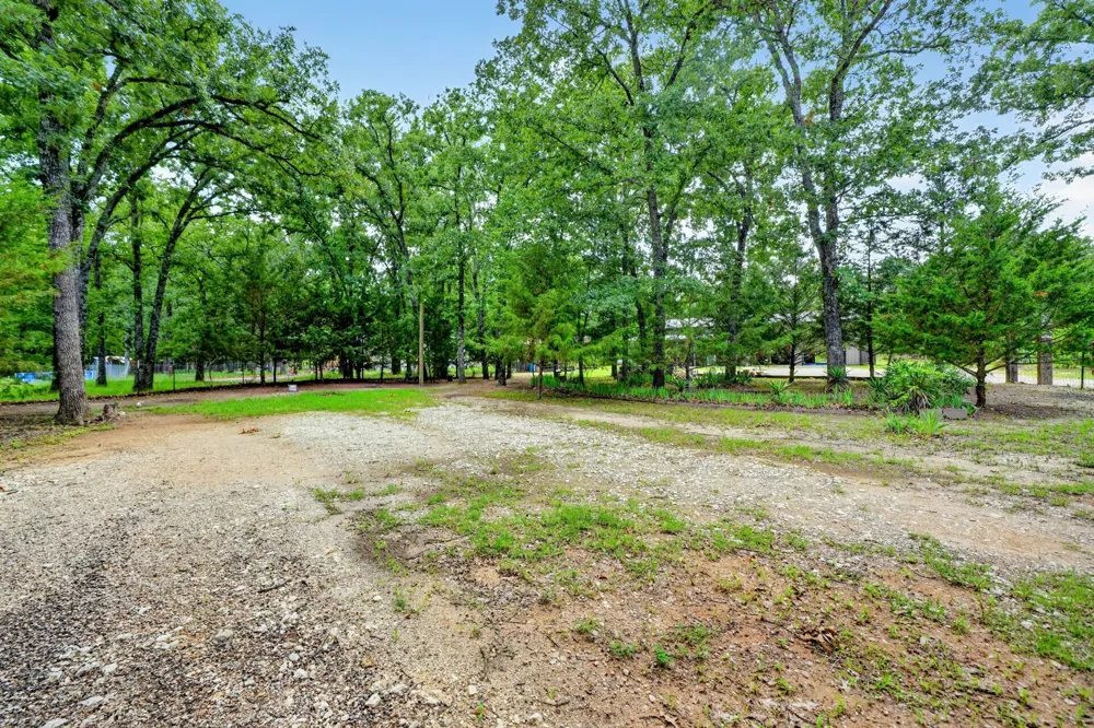 1425 Raintree Road West Tawakoni, TX 75474