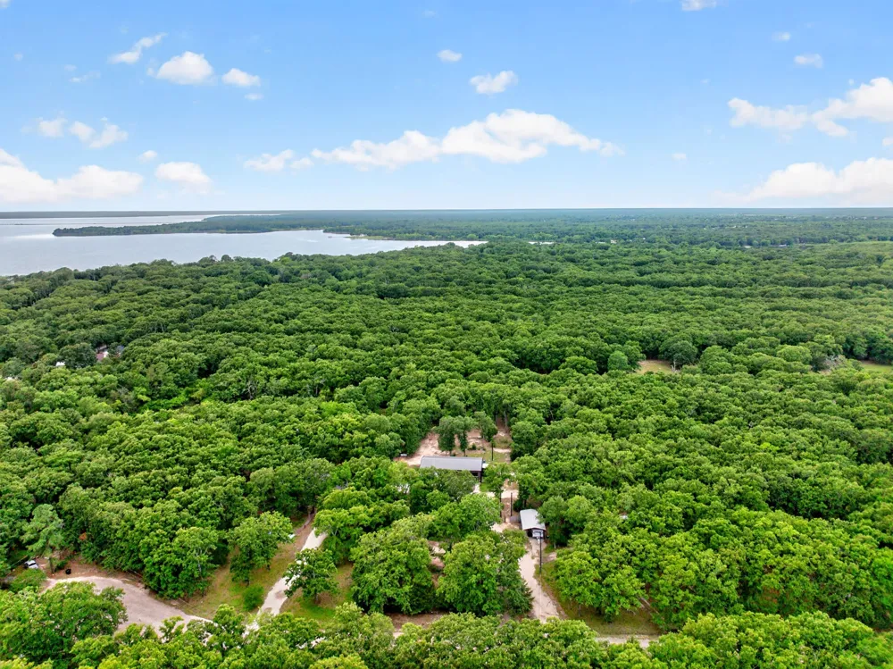 1425 Raintree Road West Tawakoni, TX 75474