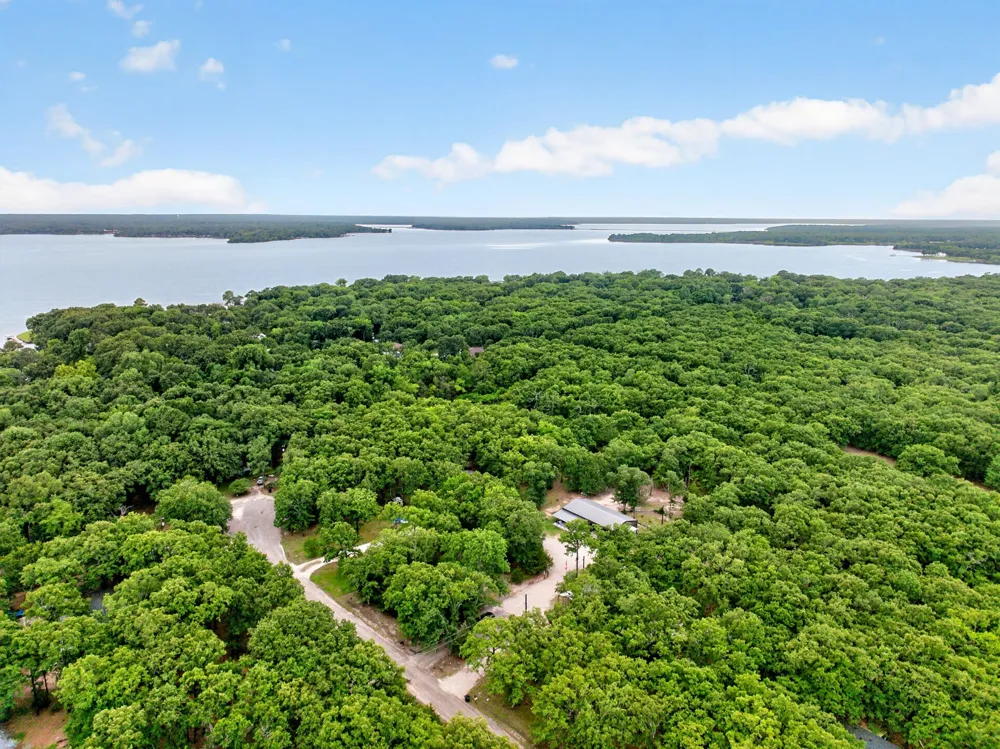 1425 Raintree Road West Tawakoni, TX 75474