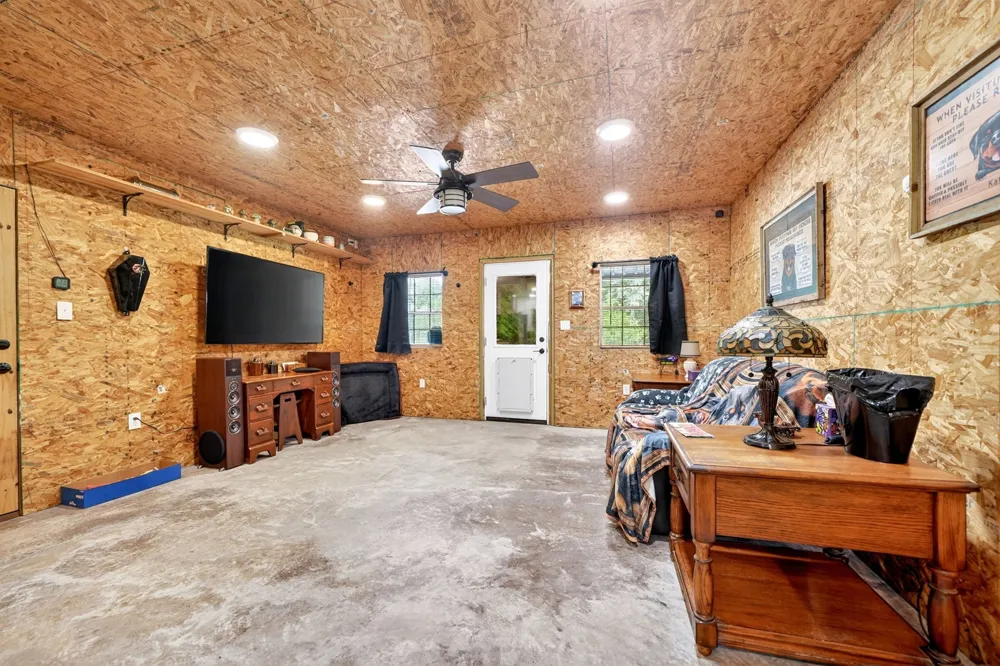 1425 Raintree Road West Tawakoni, TX 75474