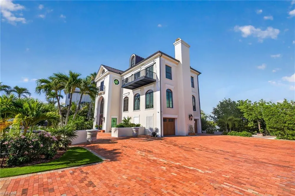 17201 Captiva Drive Captiva, FL 33924