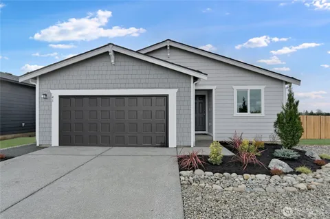 32 Moonshadow Lane