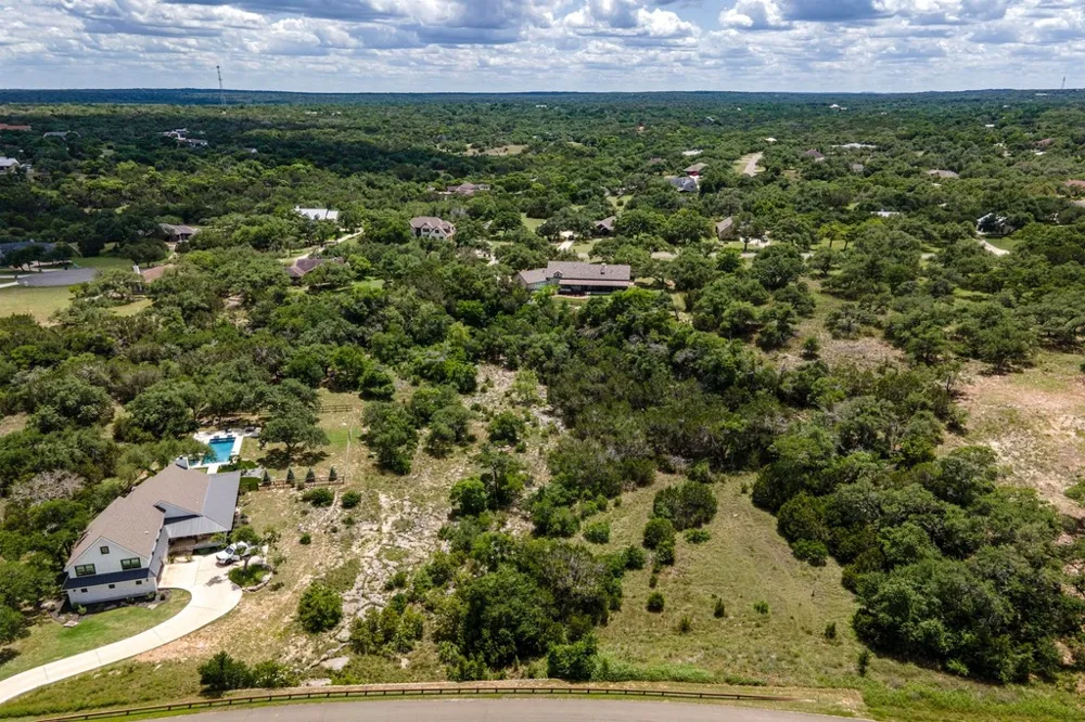673 Yorks Crossing Driftwood, TX 78619