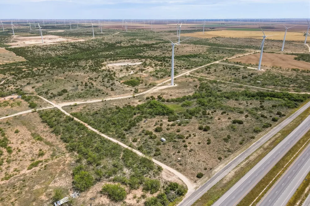 16007 I-20 Loraine, TX 79532