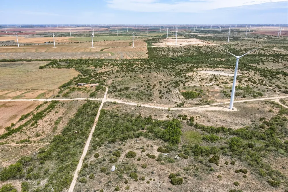 16007 I-20 Loraine, TX 79532