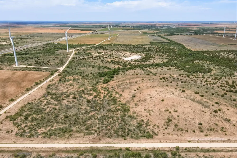 16007 I-20 Loraine, TX 79532