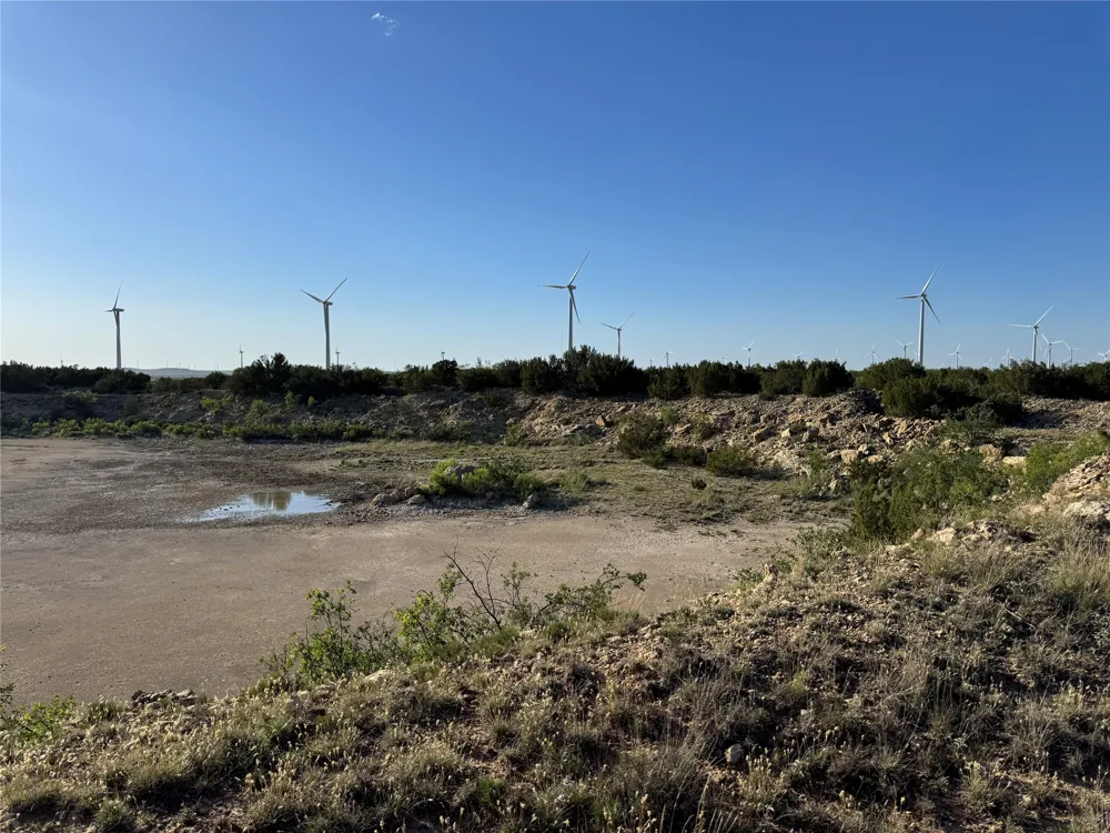 16007 I-20 Loraine, TX 79532