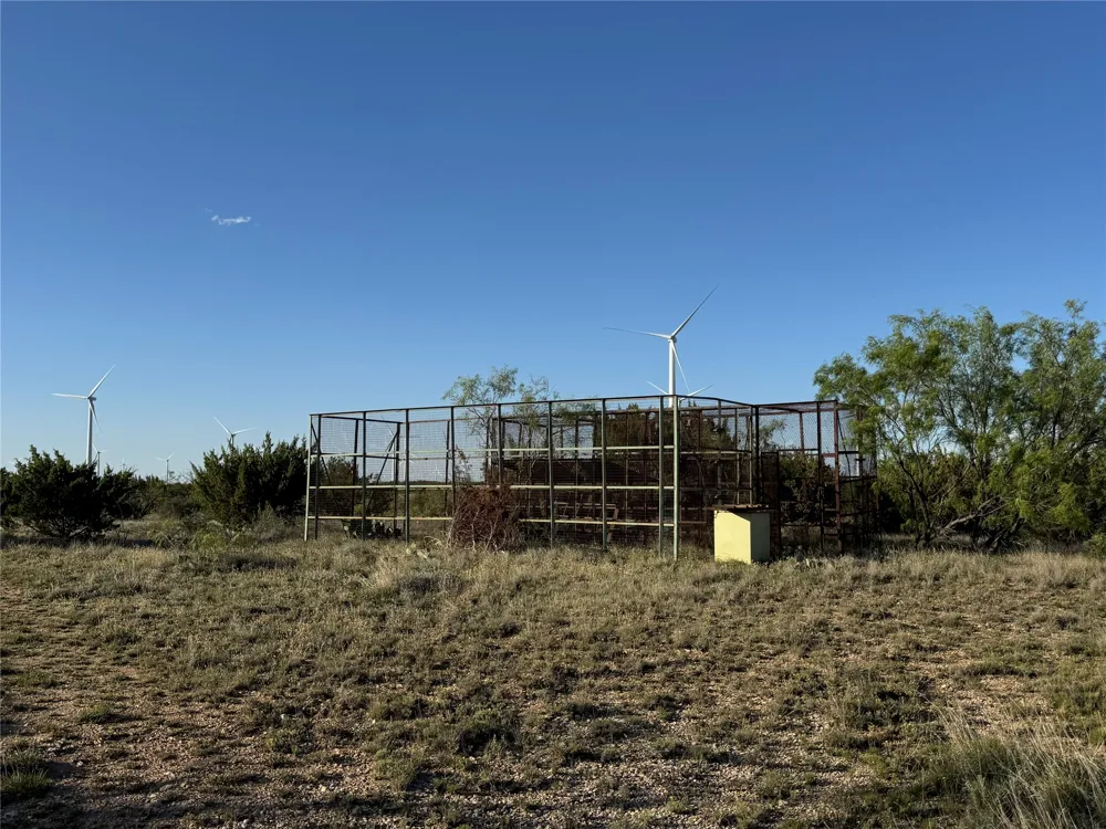 16007 I-20 Loraine, TX 79532