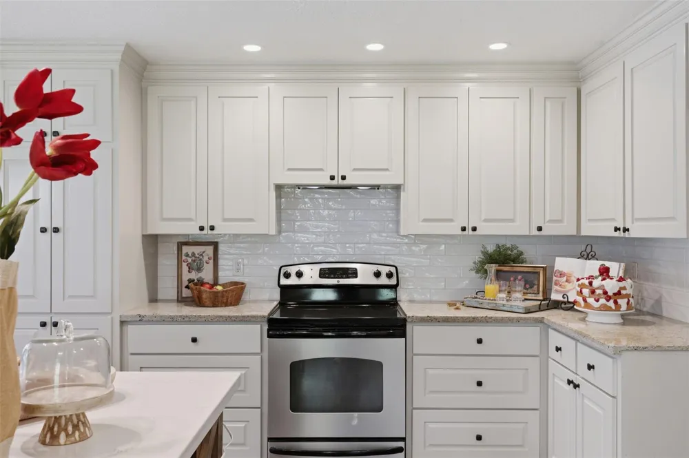 511 W Val Verde Street Brenham, TX 77833