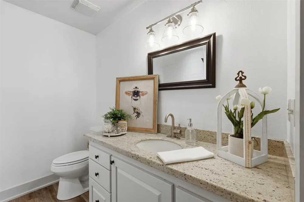 511 W Val Verde Street Brenham, TX 77833