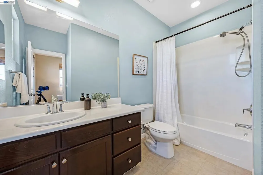5216 Fioli Loop San Ramon, CA 94582