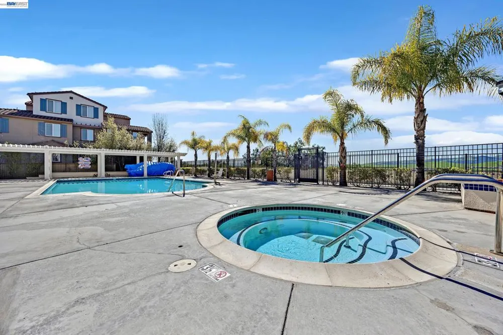 5216 Fioli Loop San Ramon, CA 94582