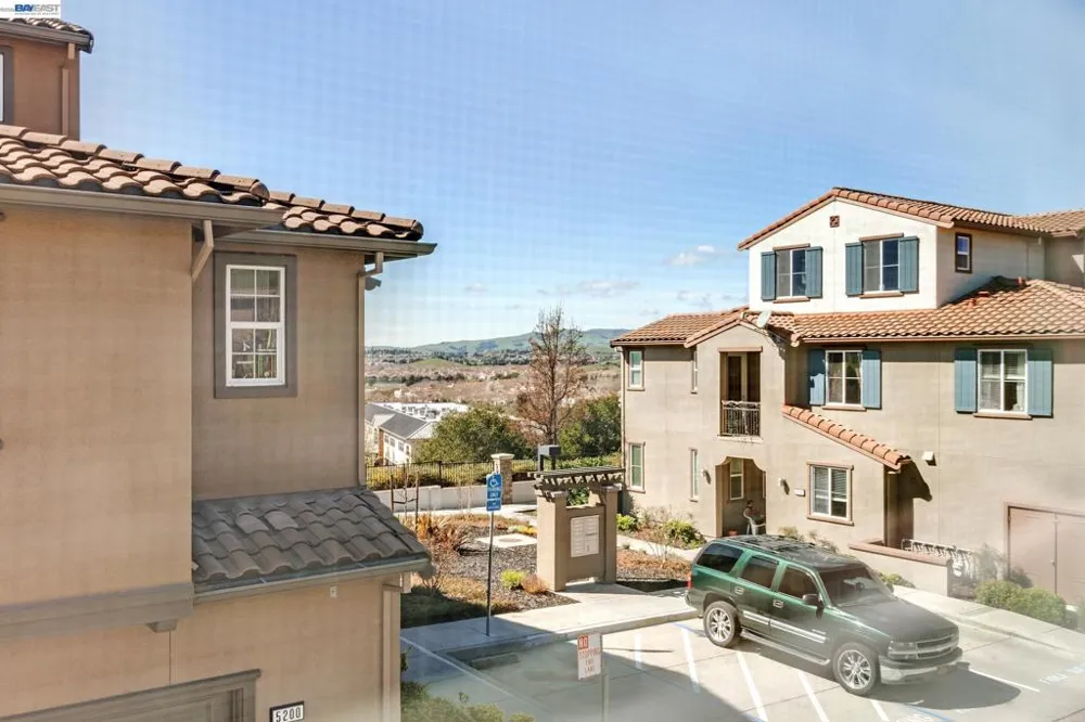 5216 Fioli Loop San Ramon, CA 94582