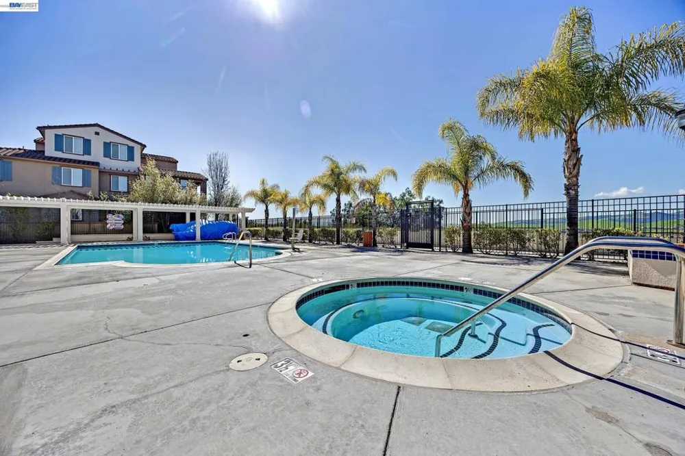 5216 Fioli Loop San Ramon, CA 94582