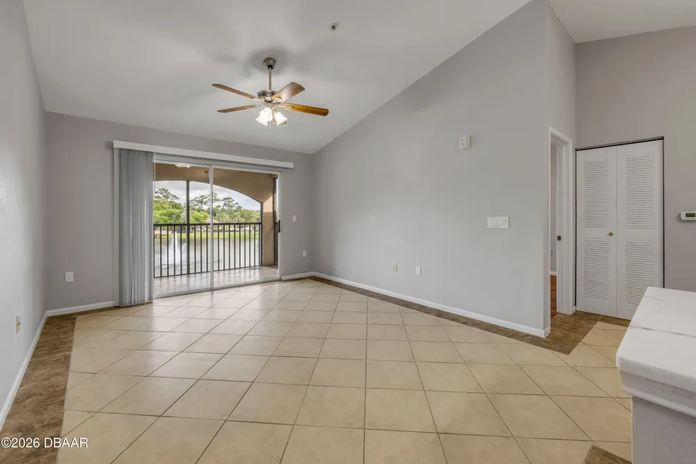 940 Village Trail #4-306 Port Orange, FL 32127