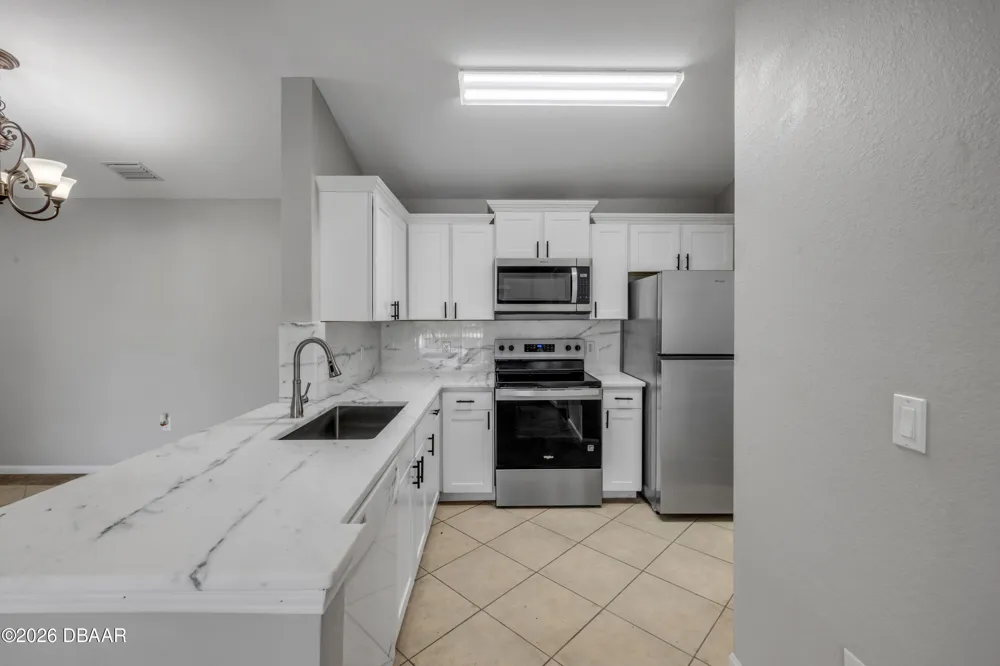 940 Village Trail #4-306 Port Orange, FL 32127