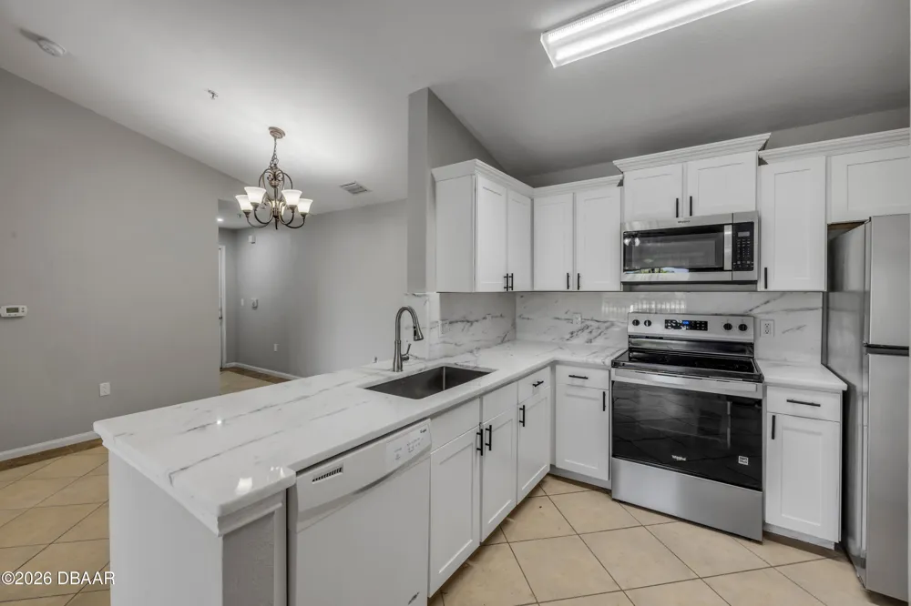 940 Village Trail #4-306 Port Orange, FL 32127