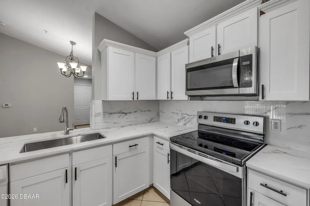 940 Village Trail #4-306 Port Orange, FL 32127