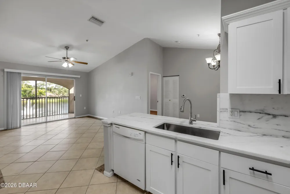 940 Village Trail #4-306 Port Orange, FL 32127