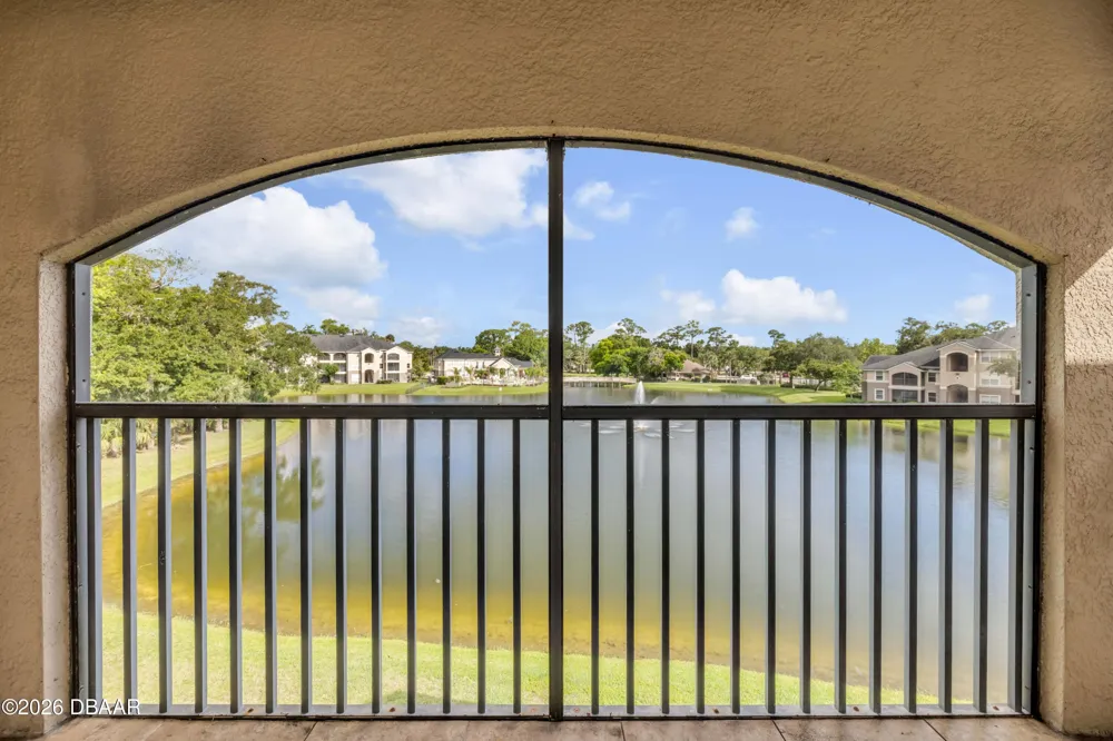 940 Village Trail #4-306 Port Orange, FL 32127