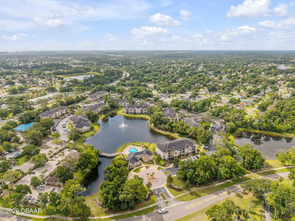 940 Village Trail #4-306 Port Orange, FL 32127