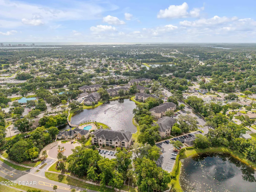 940 Village Trail #4-306 Port Orange, FL 32127