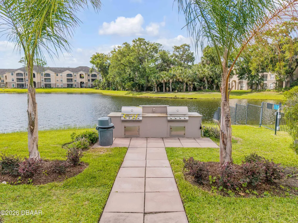 940 Village Trail #4-306 Port Orange, FL 32127