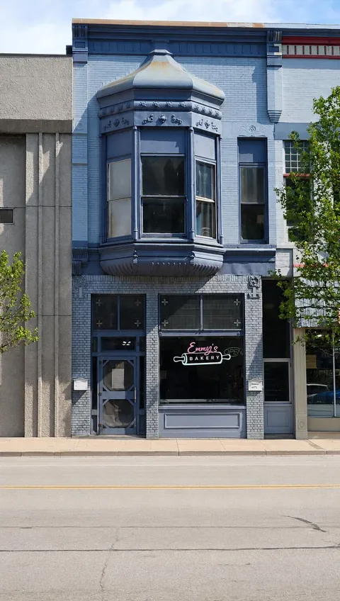 810 Lincolnway