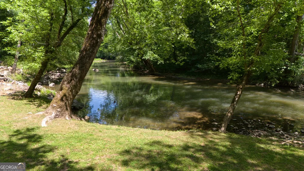 610 Kings Bridge RD SW Cave Spring, GA 30124