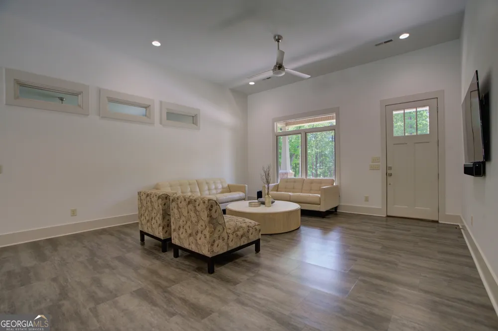 610 Kings Bridge RD SW Cave Spring, GA 30124