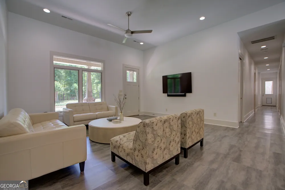 610 Kings Bridge RD SW Cave Spring, GA 30124