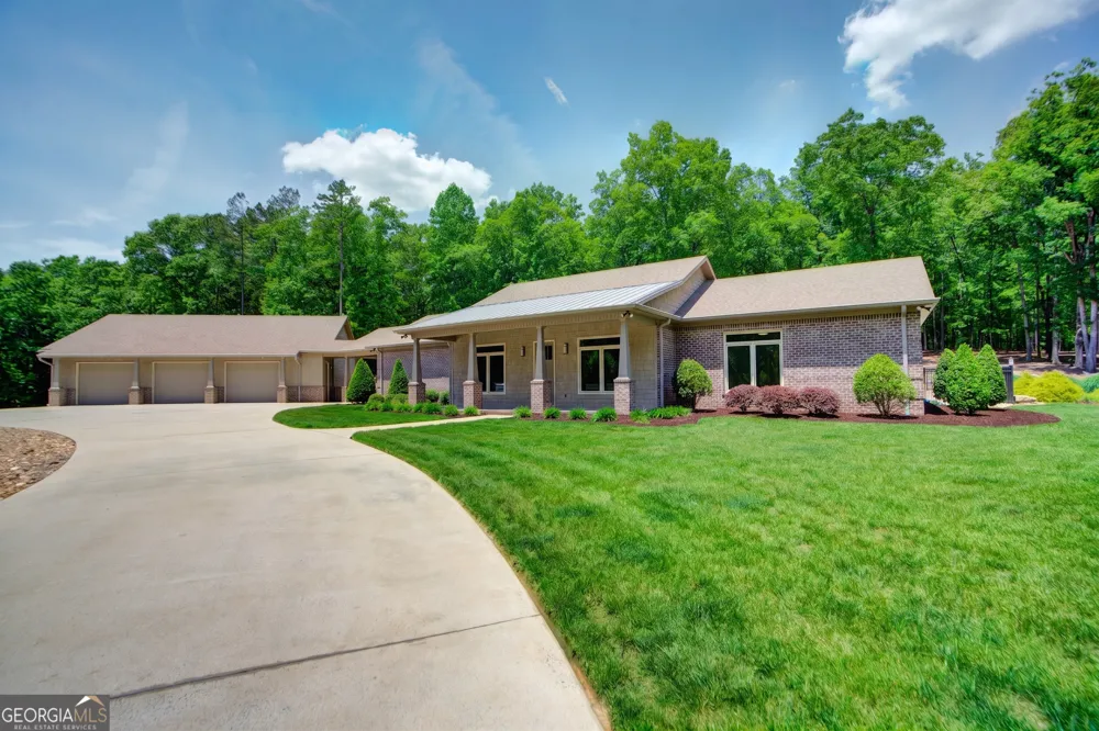610 Kings Bridge RD SW Cave Spring, GA 30124