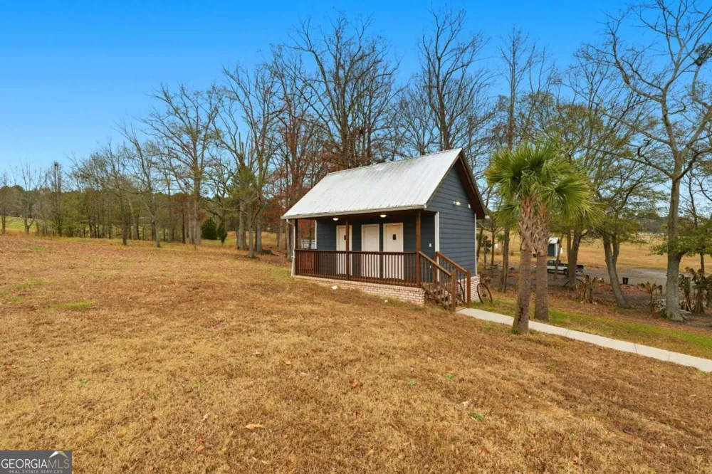 1188 Carl Bethlehem RD Winder, GA 30680