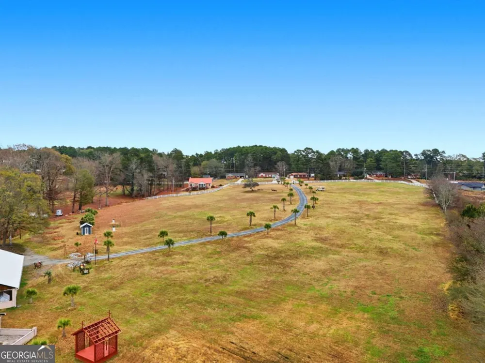 1188 Carl Bethlehem RD Winder, GA 30680