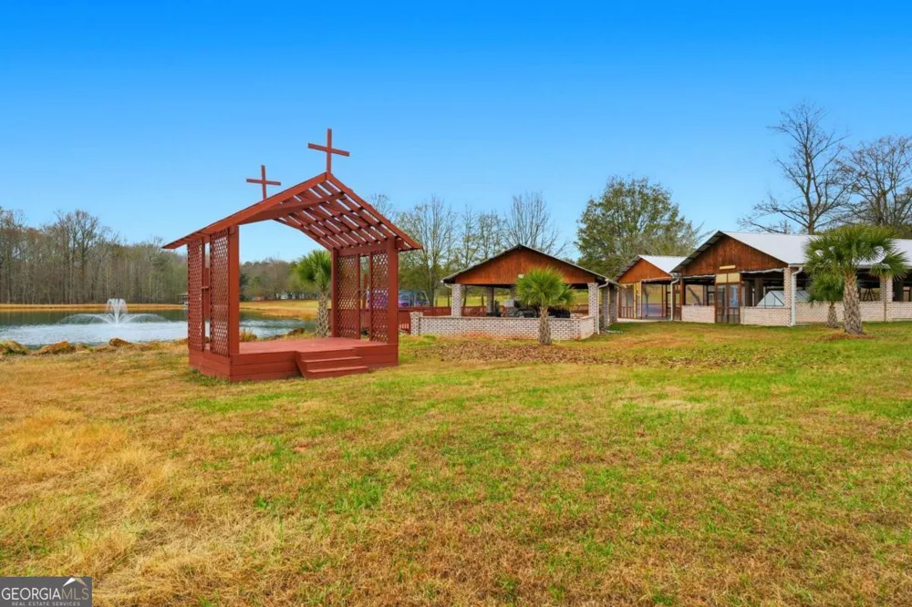 1188 Carl Bethlehem RD Winder, GA 30680