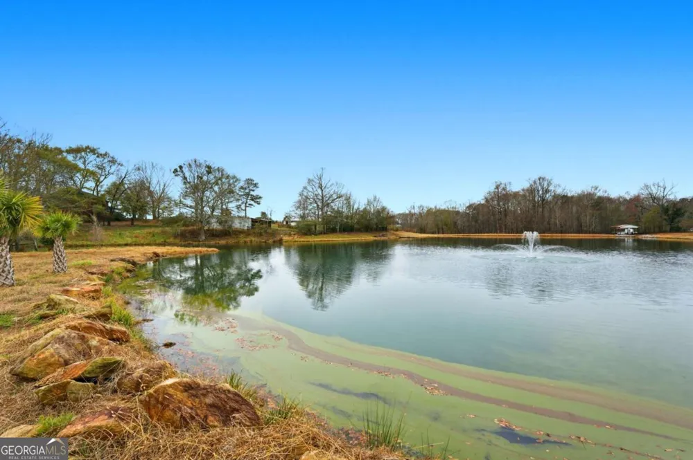 1188 Carl Bethlehem RD Winder, GA 30680